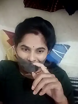 JULEE-740 online show from 10/28/25, 03:25