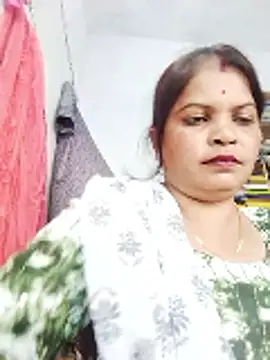 Rajnee33A online show from 11/05/25, 10:48