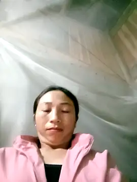 lucybaby00 online show from 11/18/25, 10:25