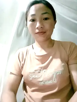 lucybaby00 online show from 03/30/26, 10:33