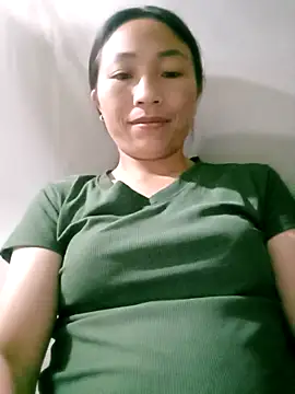 lucybaby00 online show from 05/05/26, 10:51