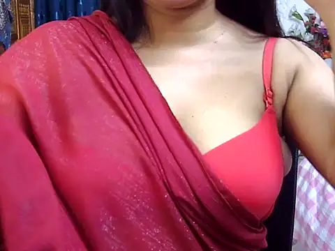 Snapshot of Ridiha_Pari chatting on 09/26/25, 04:22 Ridiha Pari online show from 09/26/25, 04:22