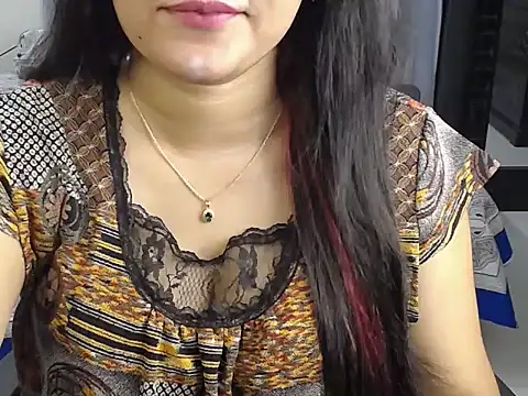 Snapshot of Ridiha_Pari chatting on 10/13/25, 04:07 Ridiha Pari online show from 10/13/25, 04:07