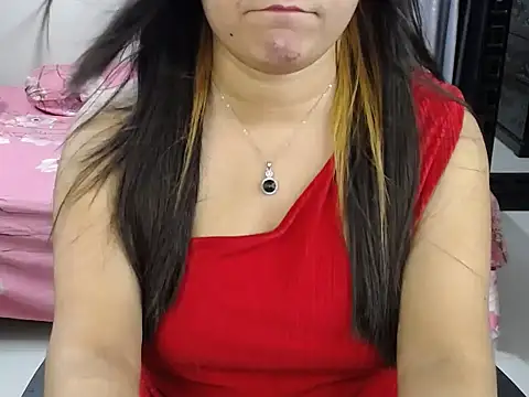 Snapshot of Ridiha_Pari chatting on 10/30/25, 04:08 Ridiha Pari online show from 10/30/25, 04:08