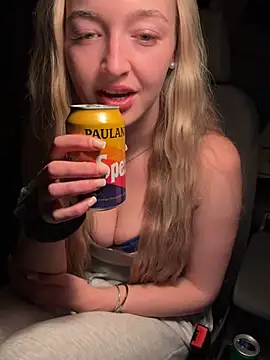 emilypeperoni online show from 04/19/26, 09:17