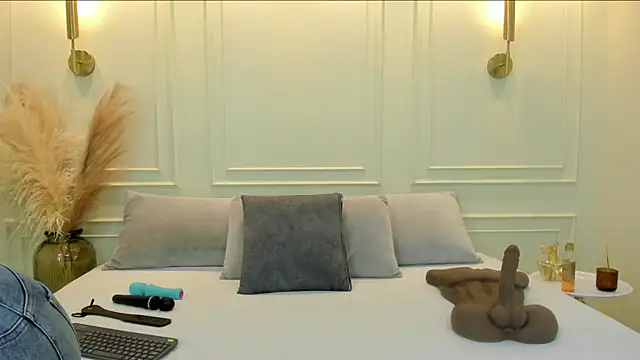 gabysanta  online show from 01/18/26, 02:43