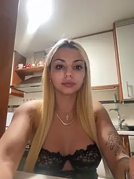 NoeliaGarcia17 online show from 09/27/25, 10:15