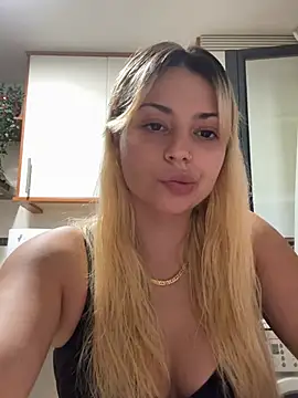 NoeliaGarcia17 online show from 07/22/26, 10:01