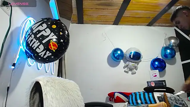 Angel latinboy online show from 03/15/25, 12:47