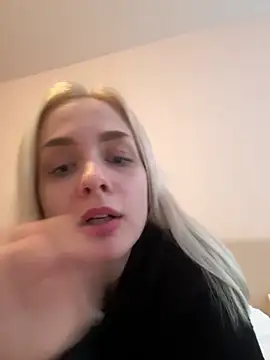 Snapshot of DaryaDoll chatting on 11/30/25, 08:07 DaryaDoll online show from 11/30/25, 08:07