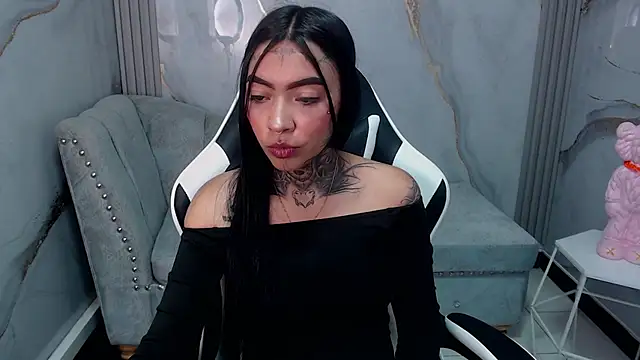 Snapshot of Ashley_Blum_v chatting on 09/12/25, 07:58 Ashley Blum v online show from 09/12/25, 07:58