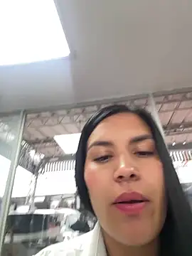 MacaW09 online show from 03/30/26, 10:11