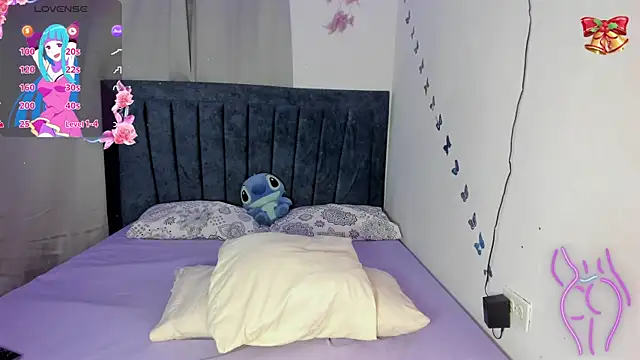 emmie bunny online show from 12/16/25, 11:21