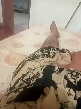 Snapshot of Suranga-55 chatting on 09/17/25, 04:52 Suranga-55 online show from 09/17/25, 04:52