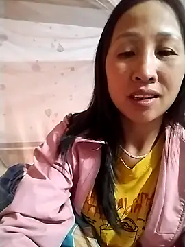 cute love00 online show from 12/23/25, 06:44