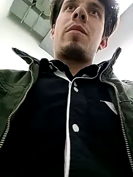 Snapshot of AssHotBoytwink chatting on 11/12/25, 10:09 AssHotBoytwink online show from 11/12/25, 10:09