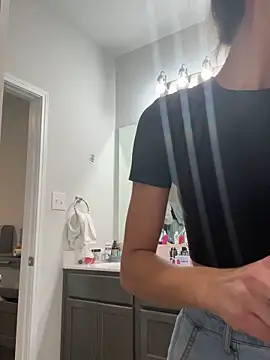 bbgurlnickii online show from 09/24/25, 03:37