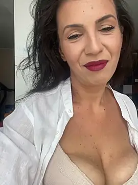 AlyaRei online show from 06/12/26, 12:15