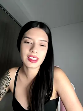 Snapshot of giasteele chatting on 11/28/25, 01:30 giasteele online show from 11/28/25, 01:30