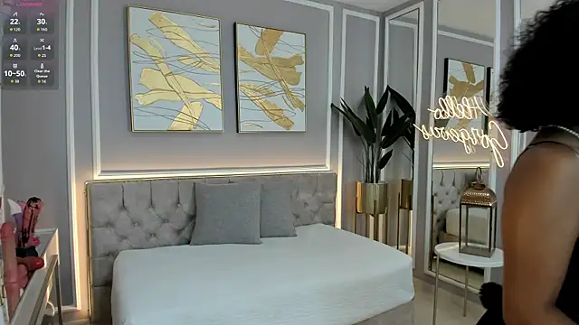 ellette   online show from 10/16/25, 07:04