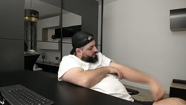 DravenPeak online show from 10/28/25, 11:29