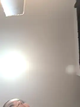 Snapshot of butterfly777_ chatting on 10/16/25, 10:16 butterfly777 online show from 10/16/25, 10:16