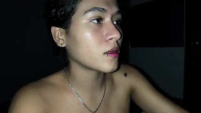 Snapshot of Angelic_AP chatting on 11/22/25, 05:28 Angelic AP online show from 11/22/25, 05:28