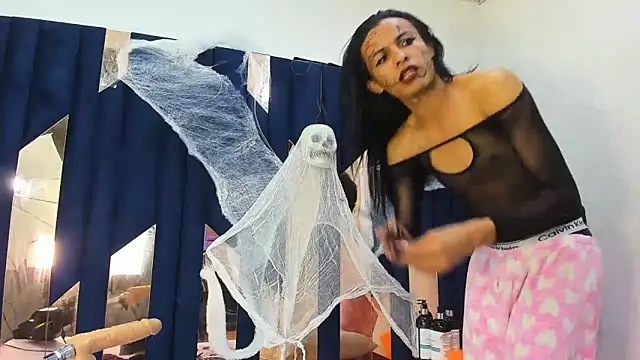 Aisha hotts777 online show from 10/29/25, 03:20