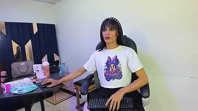 Aisha hotts777 online show from 04/11/26, 09:24