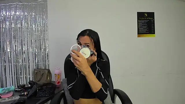 Aisha hotts777 online show from 05/18/26, 08:58