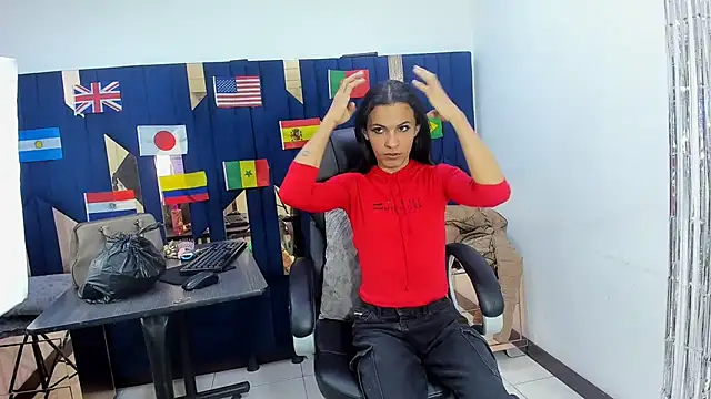 Aisha hotts777 online show from 07/03/26, 07:53