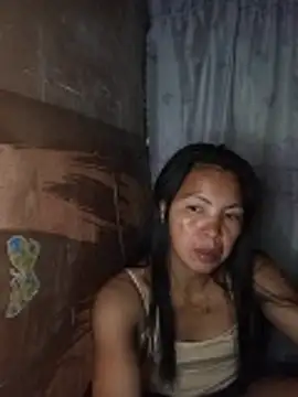 Snapshot of oceanlover23 chatting on 02/05/26, 04:50 oceanlover23 online show from 02/05/26, 04:50