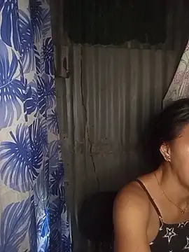 Snapshot of oceanlover23 chatting on 02/15/26, 01:13 oceanlover23 online show from 02/15/26, 01:13