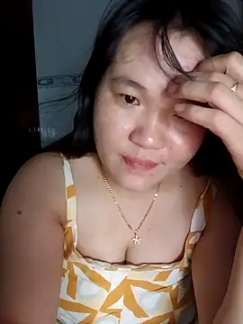 Snapshot of _Babyrose_ chatting on 09/26/25, 07:18 Babyrose online show from 09/26/25, 07:18