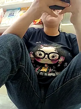 Snapshot of _Babyrose_ chatting on 10/19/25, 11:00 Babyrose online show from 10/19/25, 11:00