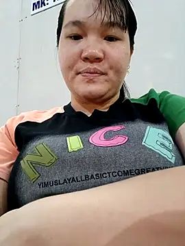 Snapshot of _Babyrose_ chatting on 11/07/25, 04:40 Babyrose online show from 11/07/25, 04:40