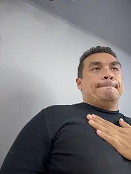 JuanStrong639 online show from 03/13/26, 08:15