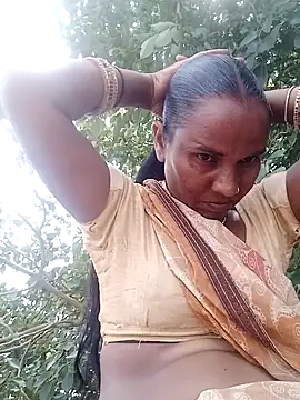 Snapshot of Pinky12A chatting on 09/13/25, 06:02 Pinky12A online show from 09/13/25, 06:02