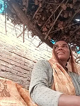 Snapshot of Pinky12A chatting on 10/24/25, 01:35 Pinky12A online show from 10/24/25, 01:35