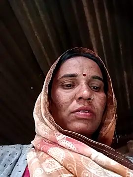 Snapshot of Pinky12A chatting on 10/30/25, 03:52 Pinky12A online show from 10/30/25, 03:52