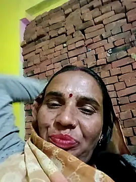 Snapshot of Pinky12A chatting on 11/11/25, 02:39 Pinky12A online show from 11/11/25, 02:39