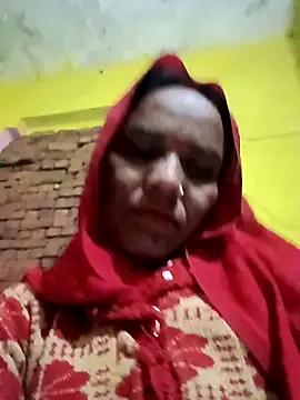 Snapshot of Pinky12A chatting on 11/17/25, 12:05 Pinky12A online show from 11/17/25, 12:05