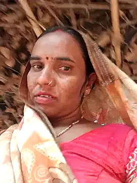 Snapshot of Pinky12A chatting on 11/21/25, 03:27 Pinky12A online show from 11/21/25, 03:27