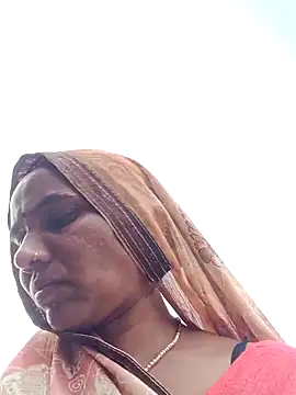 Snapshot of Pinky12A chatting on 11/23/25, 10:15 Pinky12A online show from 11/23/25, 10:15