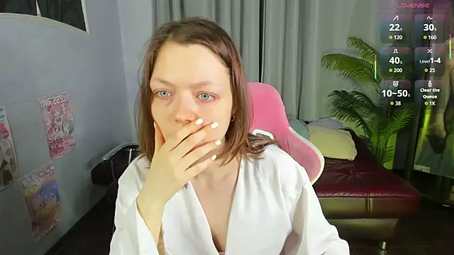 Lunar Lily online show from 09/21/25, 05:31