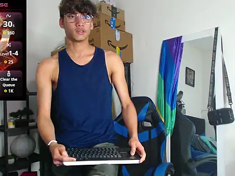 Snapshot of Gael_Jones chatting on 09/12/25, 05:07 Gael Jones online show from 09/12/25, 05:07