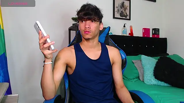 Snapshot of Gael_Jones chatting on 11/03/25, 05:31 Gael Jones online show from 11/03/25, 05:31