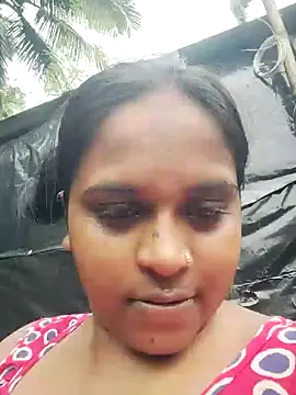 Hot-Show2 online show from 10/09/25, 10:24