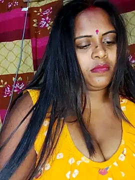 Hot-Show2 online show from 04/08/26, 06:30