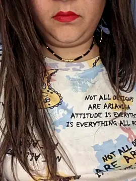 Snapshot of indian-hotmilfs chatting on 10/05/25, 04:38 indian-hotmilfs online show from 10/05/25, 04:38